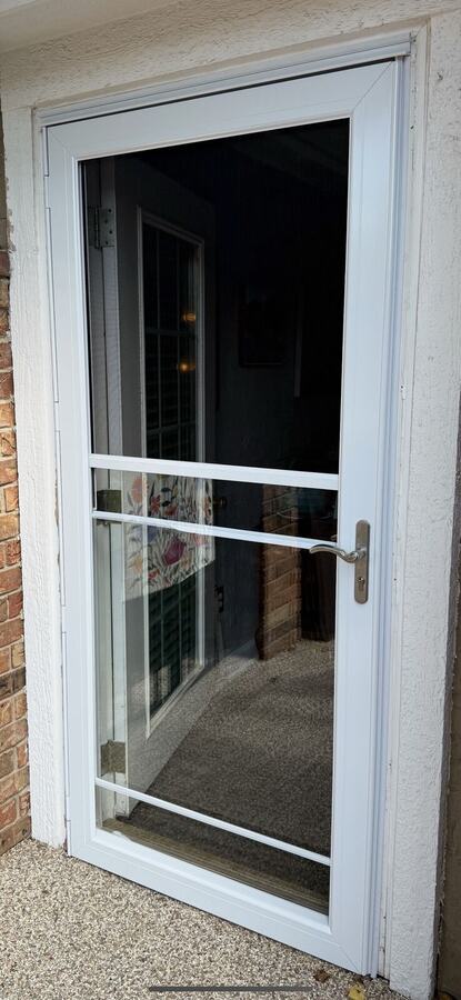 Storm door after replacement